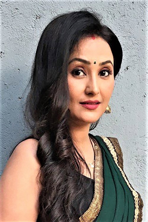 Sapna Sikarwar as Kashmira Agarwal / Kashmira's Grandmother in May I Come in Madam?
