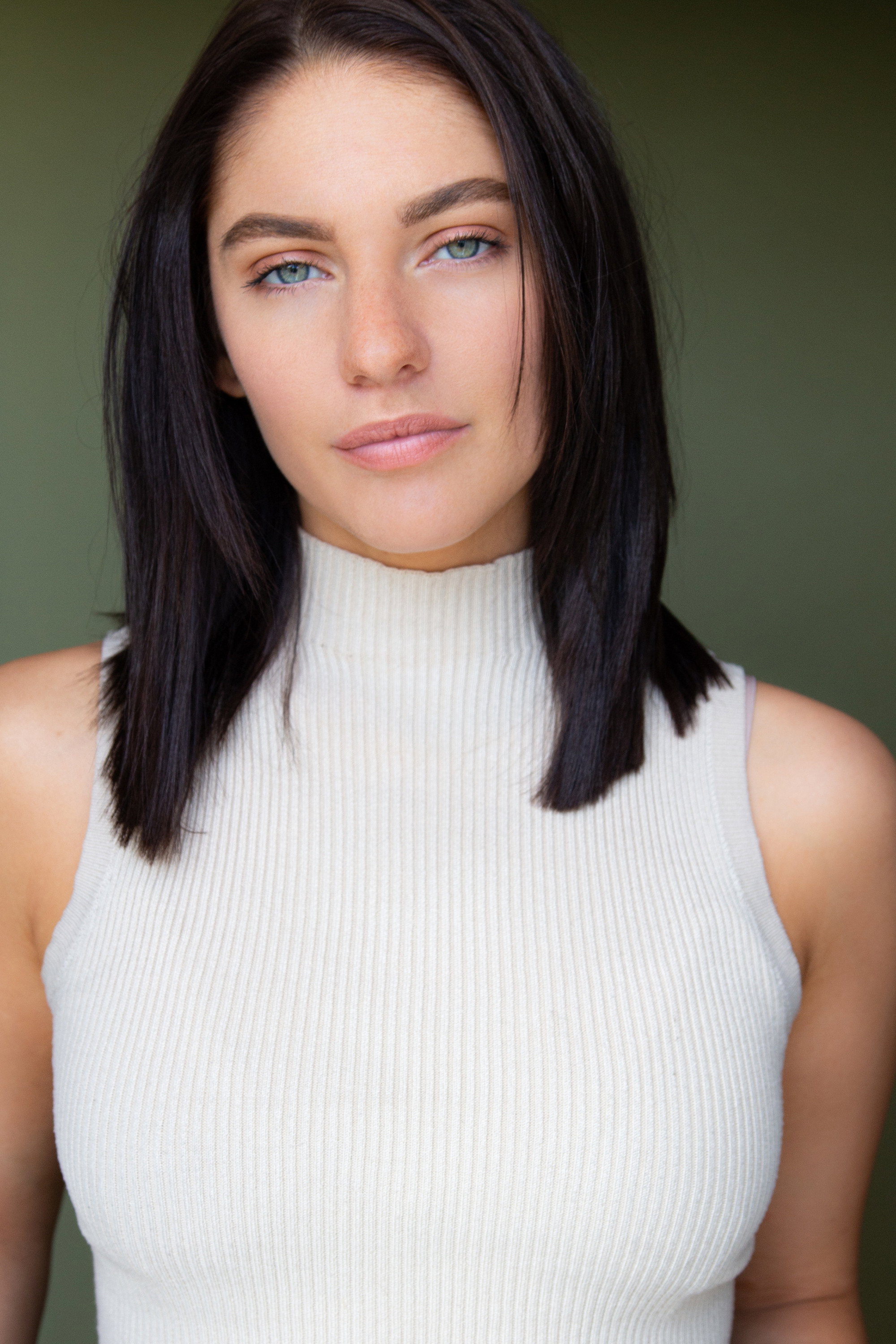 Jenna Stone as Styx in Huff
