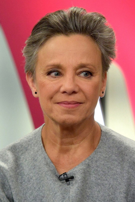 Szirtes Ági as Géza's Wife in Wall Driller