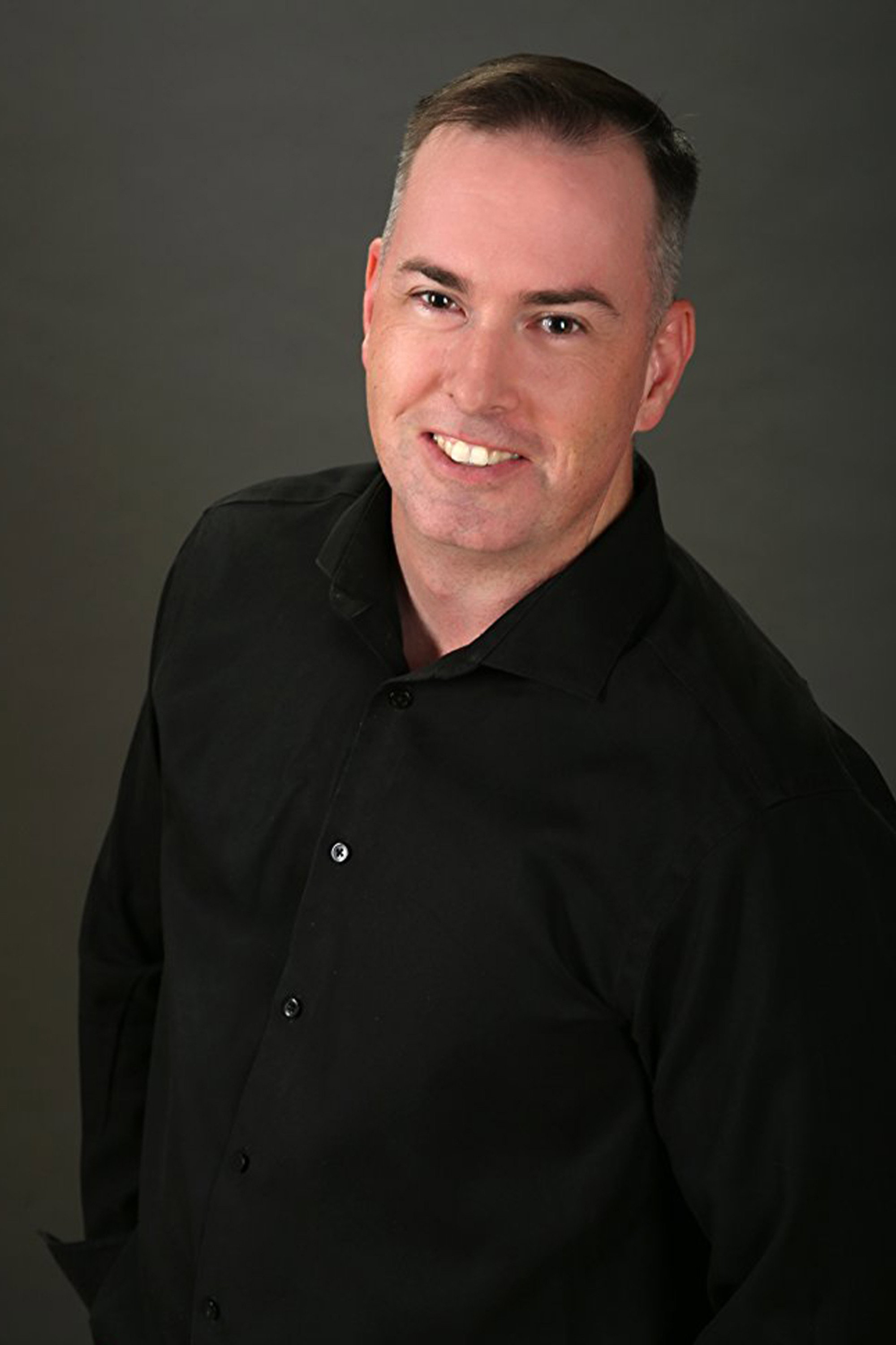 Josiah Harvey as Eddie (uncredited) in Broadcasting Christmas