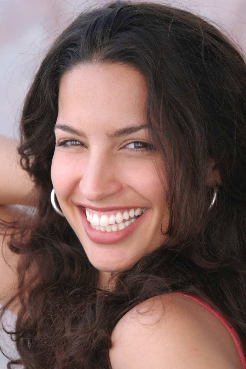 Laura Ramos as Gladys in Wrong Side of the Tracks