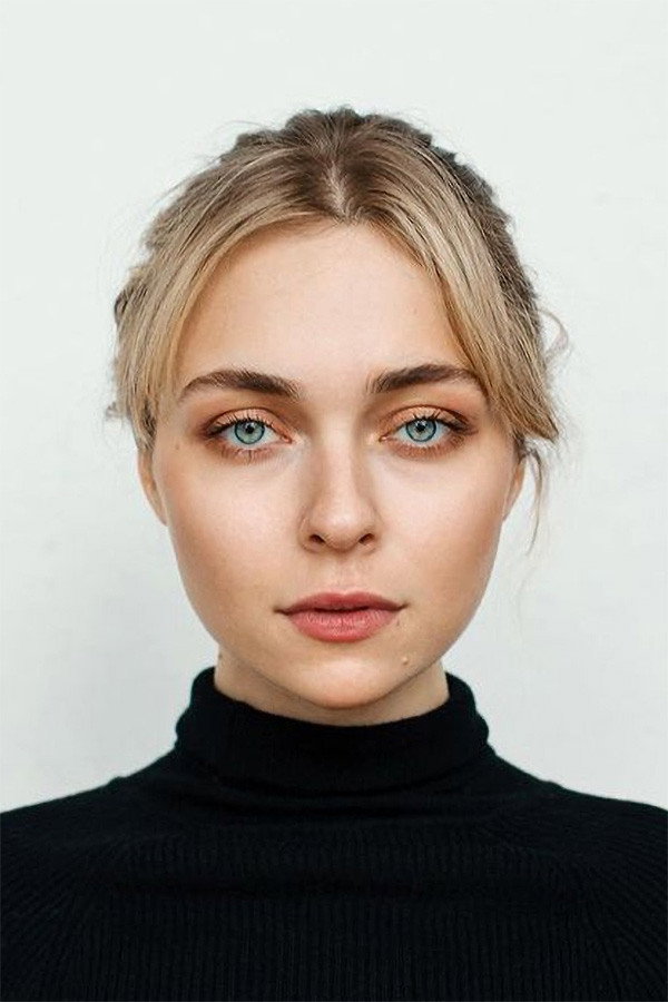 Анастасия Крылова as Polina in Родители