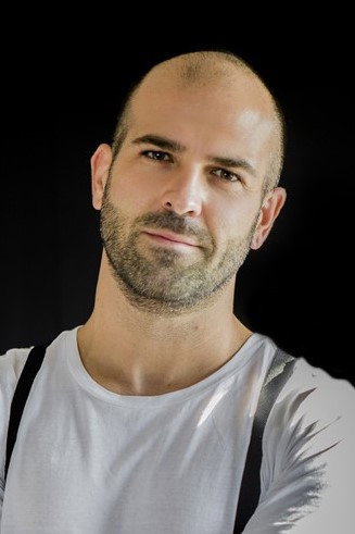 Mario Mayo as Toni in Luger