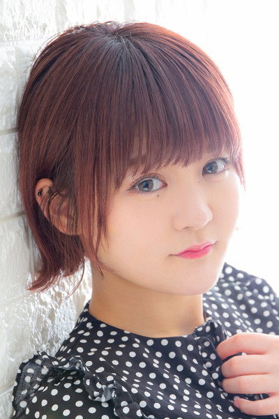 田村好 as Isaki Magari (voice) in Insomniacs After School