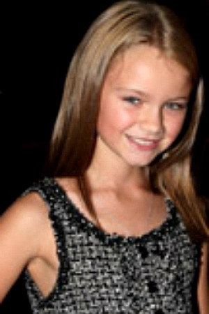 Eulala Scheel as Indigo in Home
