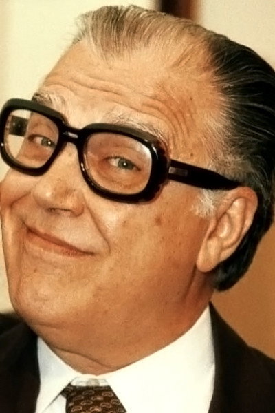 Γιάννης Μιχαλόπουλος as Giannakis in Γιαννάκης ο μικρομεσαίος