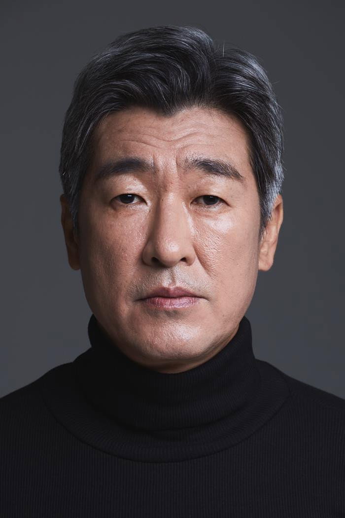 하성광 as Cha Man-seok in Tell Me What You Saw