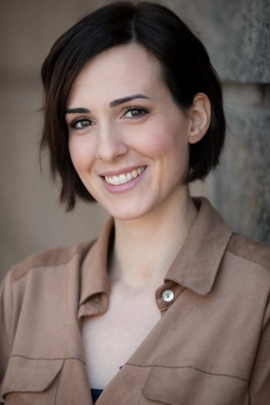 Giada Caruso as Giornalista in The End?