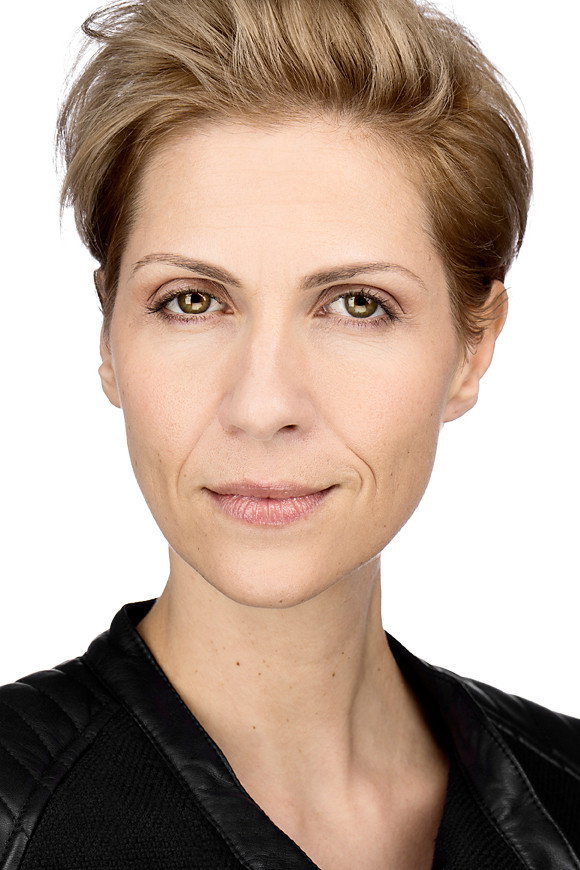 Anne Beyer as Paola Foust in Breakers