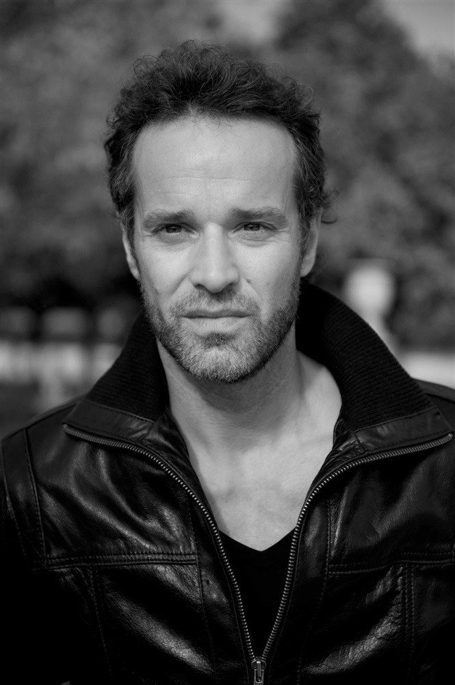 Guillaume Cramoisan as Grégoire de Peyrac in Valentine & Cie