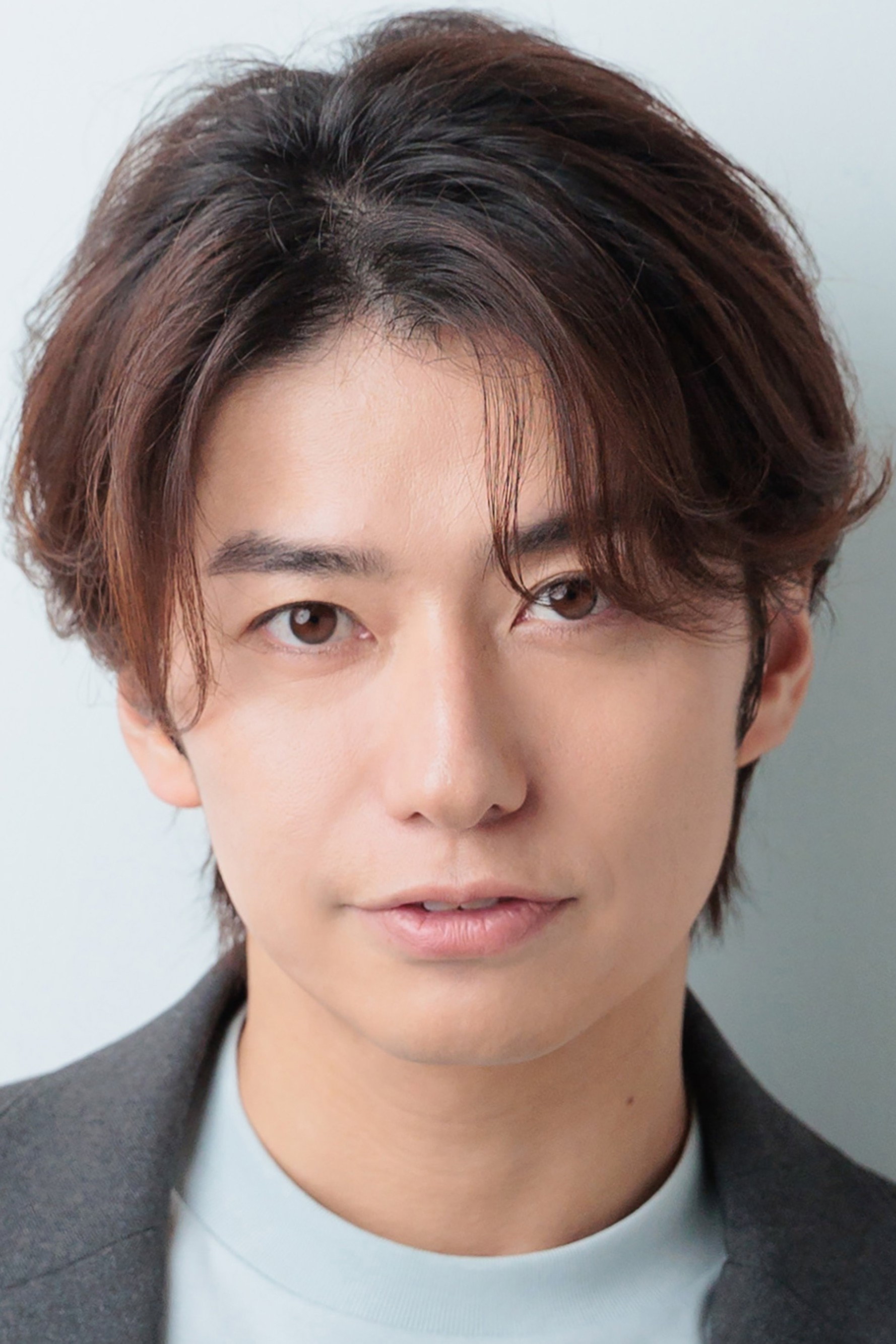 武田航平 as Hikaru Hanasaku in Tomorrow Which Flower Blooms