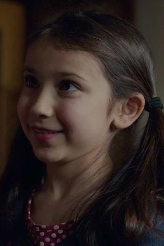 Coralie Avril as Stella in Good Luck Sam