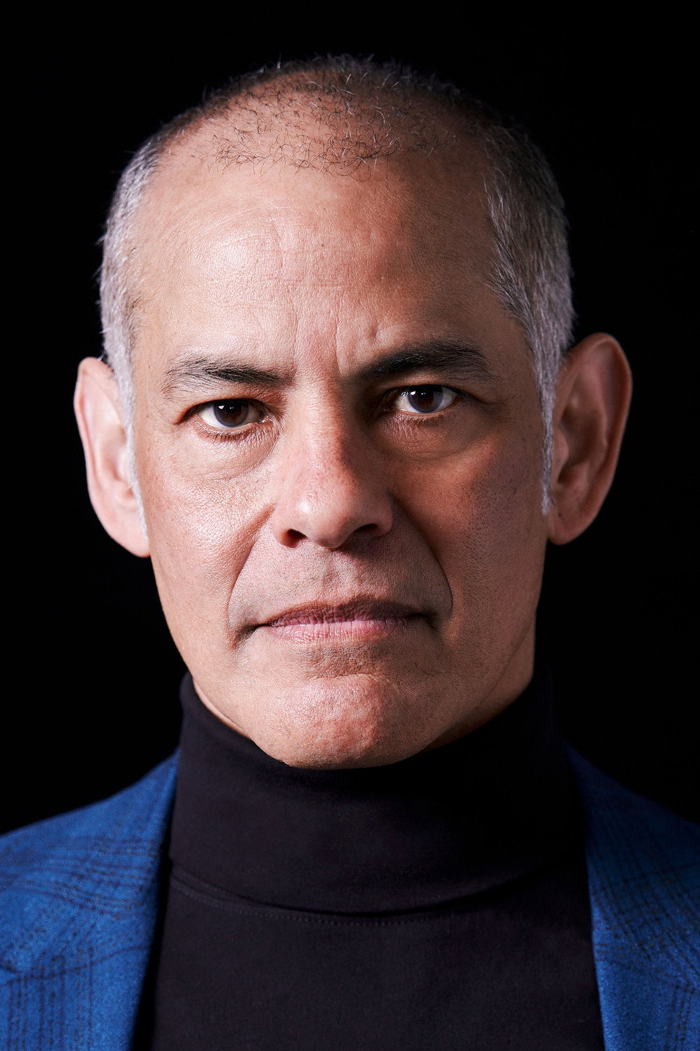 Mark D. Espinoza as Rogelio Réal in The Endgame