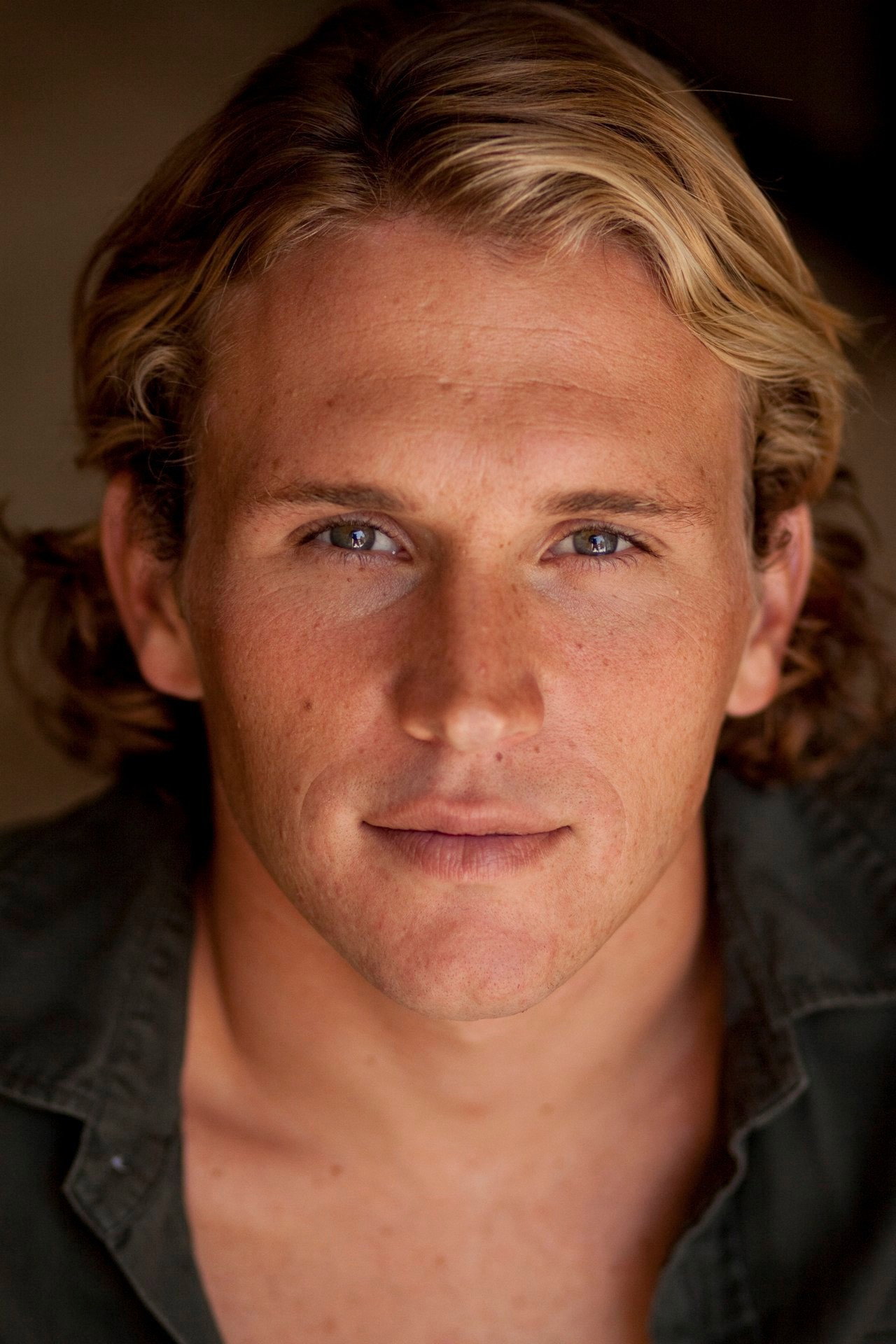 David Thomas Jenkins as Tom in Kissing Strangers