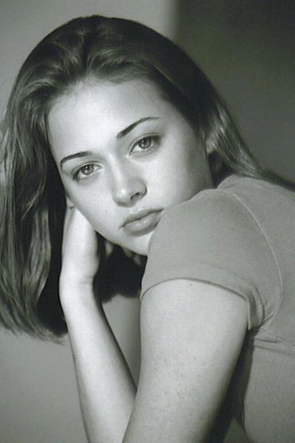 Amanda Barfield as Jenna Stewart in A Memory in My Heart