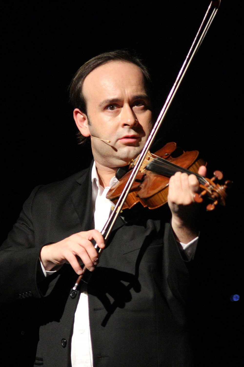Aleksey Igudesman as Self in Noseland