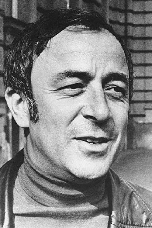 Uglješa Kojadinović as Sirača - komandir čete in Cat Under a Helmet