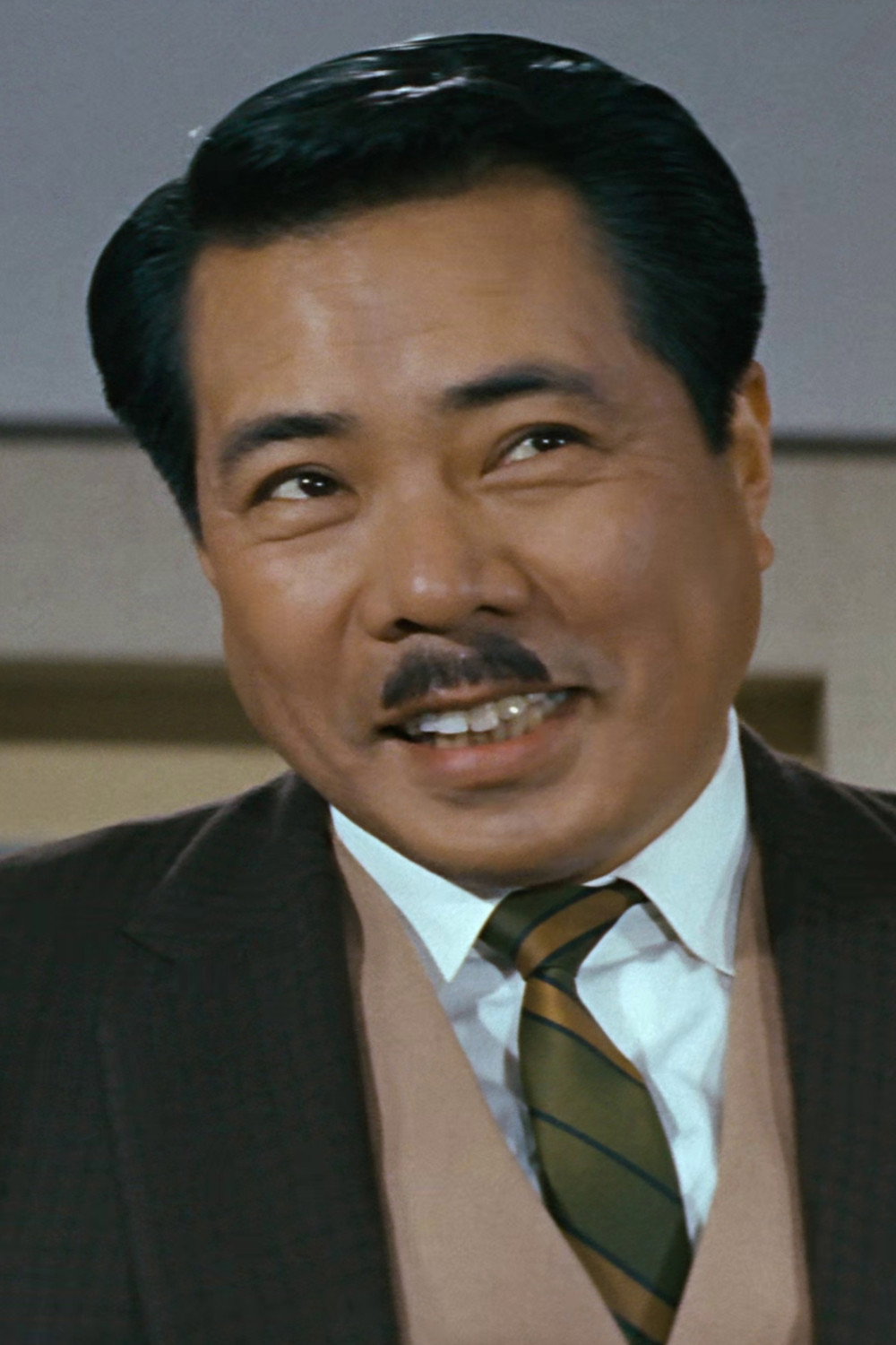 田島 義文 as Officer Hirai in フランケンシュタインの怪獣 サンダ対ガイラ