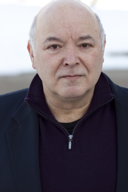Don Amendolia as Ellis in Framed