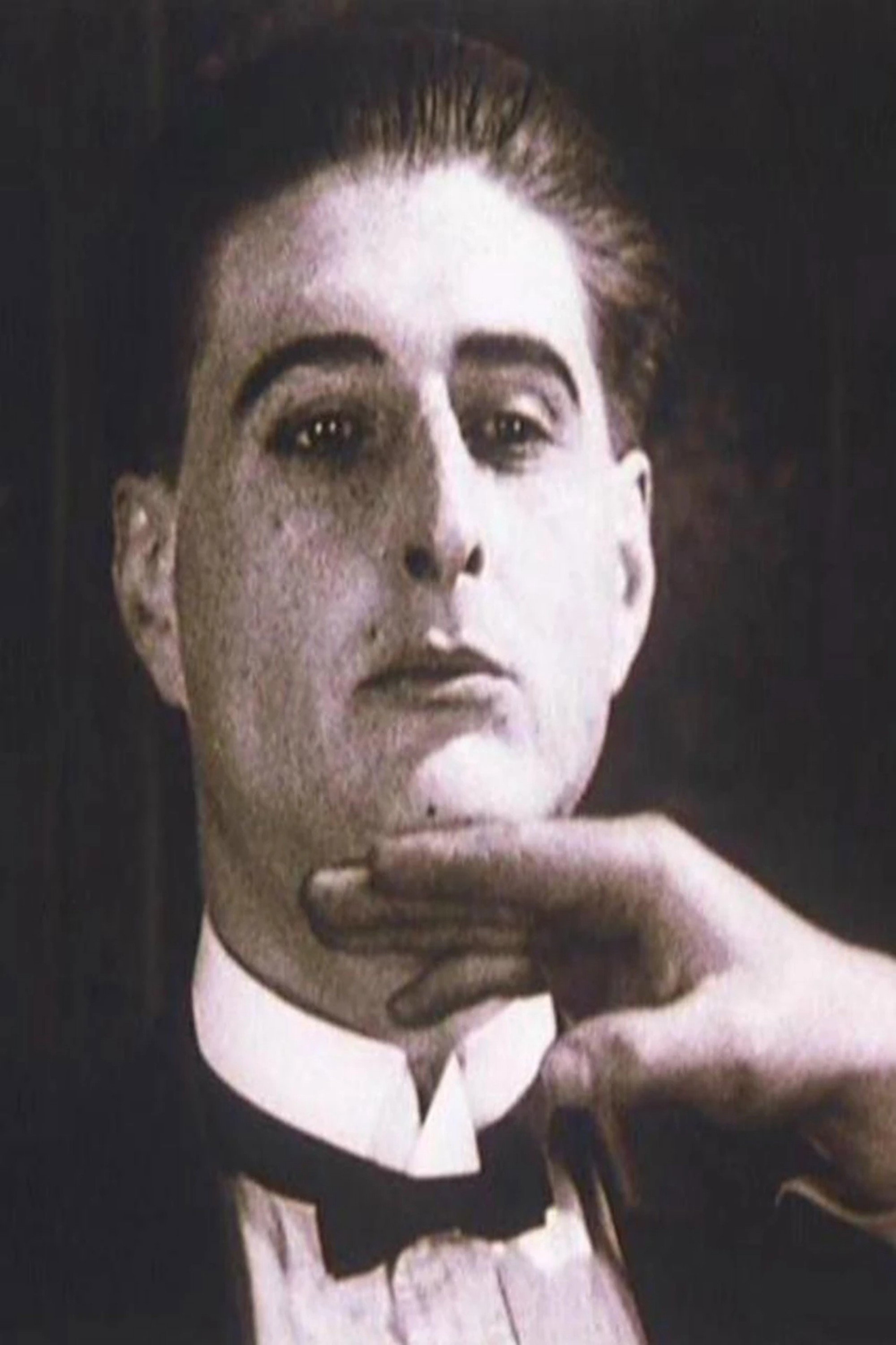 Pierre Champagne as le fils Mallet in Backbiters