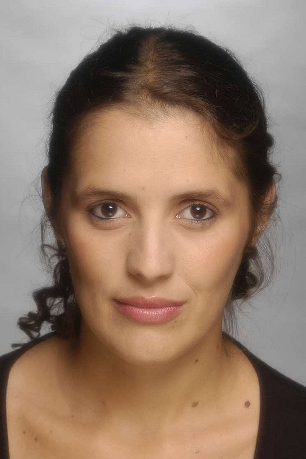 Iride Mockert as Guadalupe in The Woman in the Line