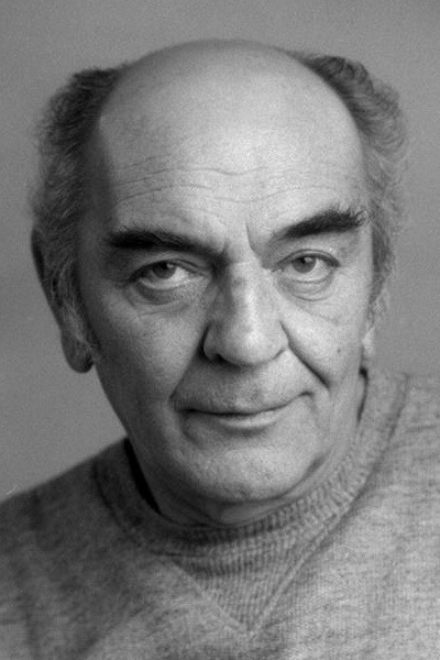 Josef Bláha as Lucifer in Jak se ševcem šili čerti