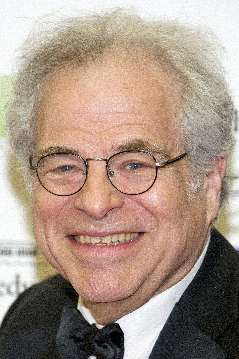 Itzhak Perlman as Self - Host in Fantasia 2000