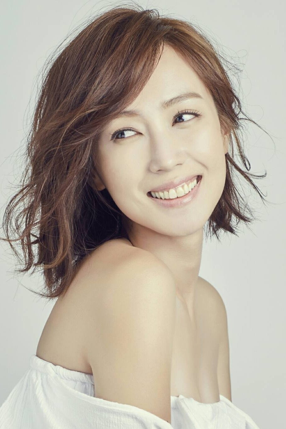 小薰 as Bai Qing in My Tooth Your Love
