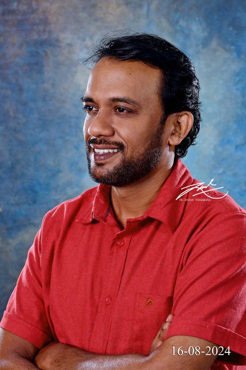 Mayura Kanchana Perera as Karu in Rani