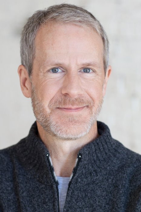 Daniel Hirsch as Ray in Lady Avenger