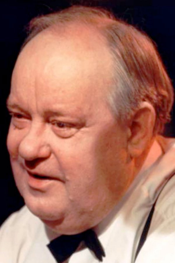 Karl Stegger as Sognefogeden in North Sea Boys