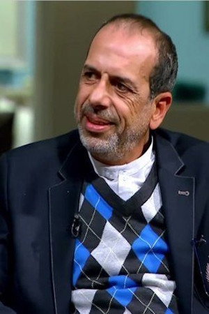 محمد الصاوي as الدكتور مرعي in Gedo Nahnooh