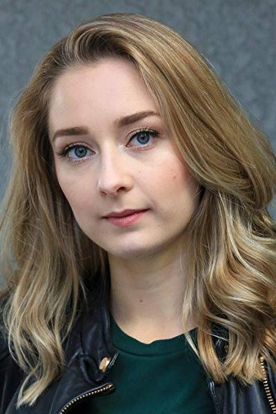 Sage Kitchen as Molly in Winter in Vail