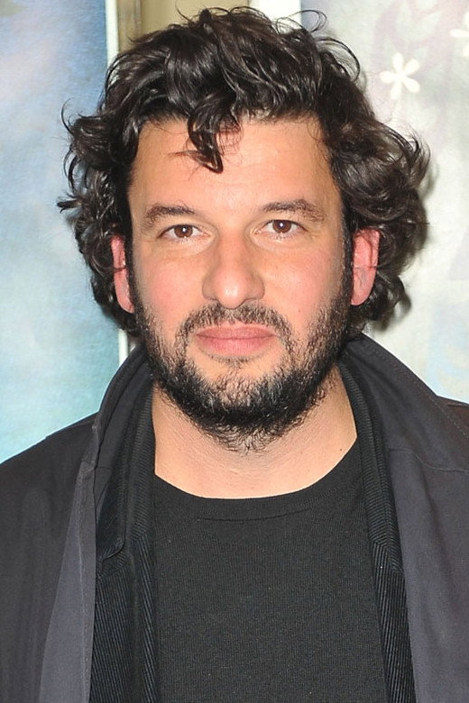 Éric Caravaca as François Arouet in Voltaire in Love