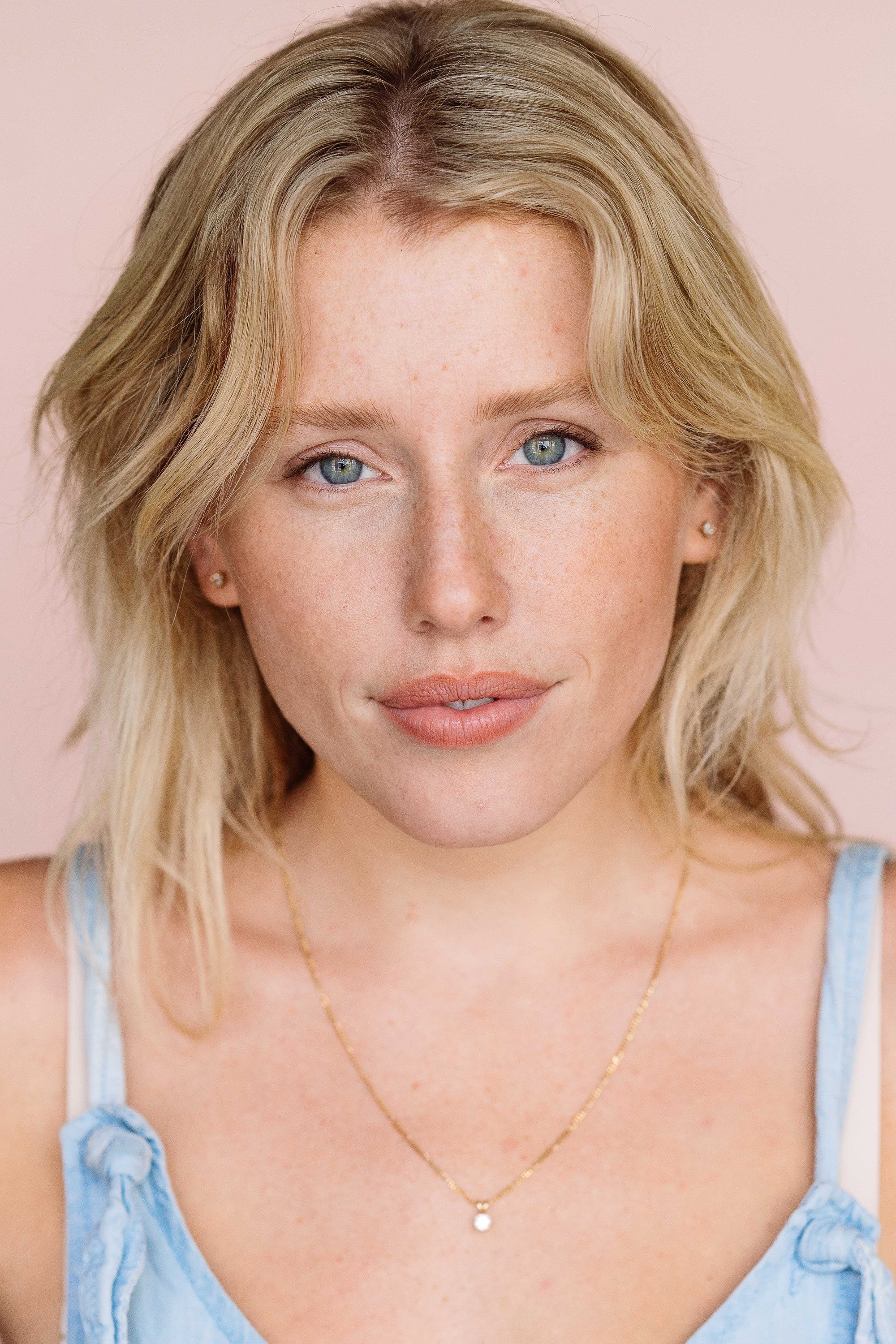 Lindsley Register as Melissa in Uncommon