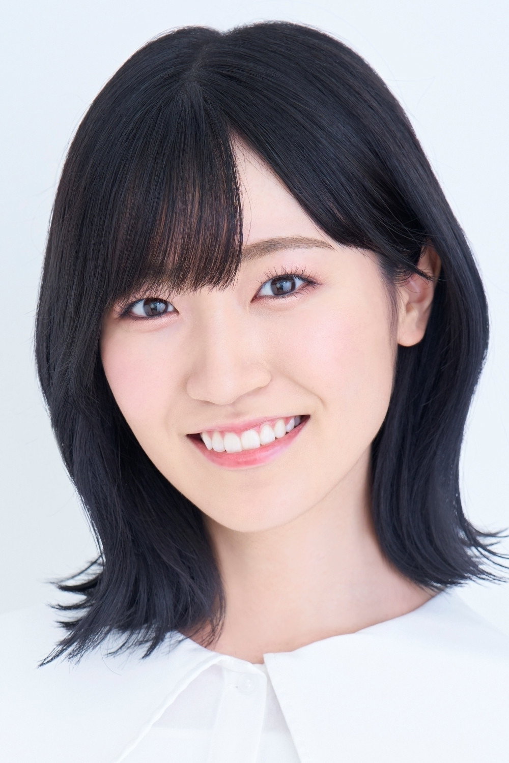 前島亜美 as Makeru Yadano (voice) in Komi Can't Communicate