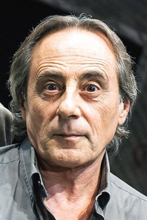 Nino Formicola as padre di Antonio in Devil Sister