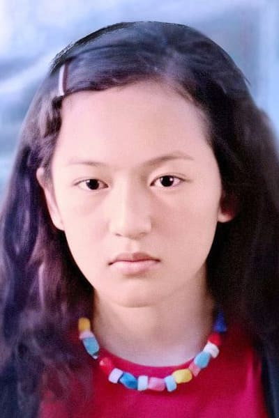 Zeny Kwok Sin-Yu as P in Glass Tears