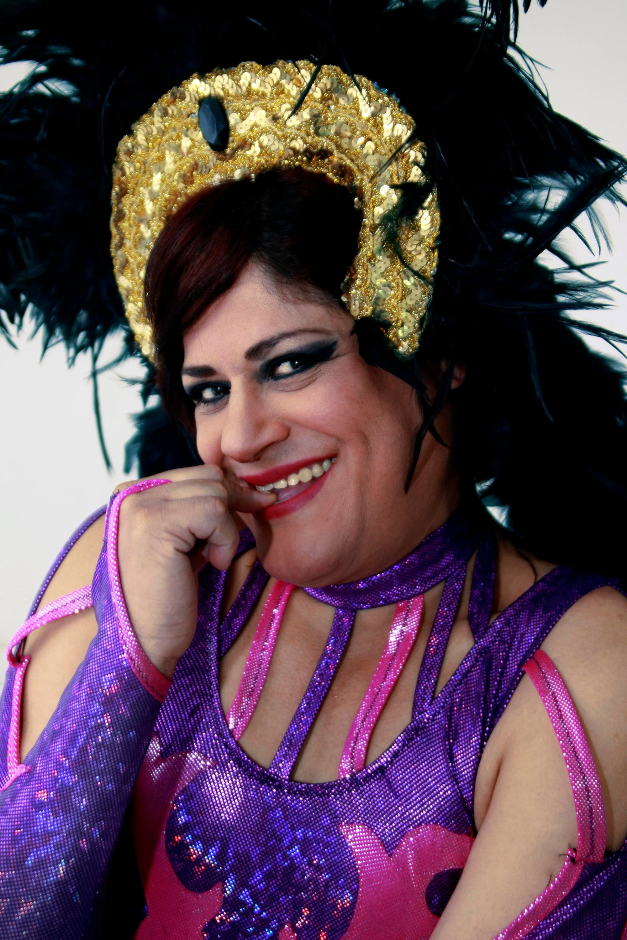 Mario Lozano as Pimpinela Escarlata in HUSTLE-3