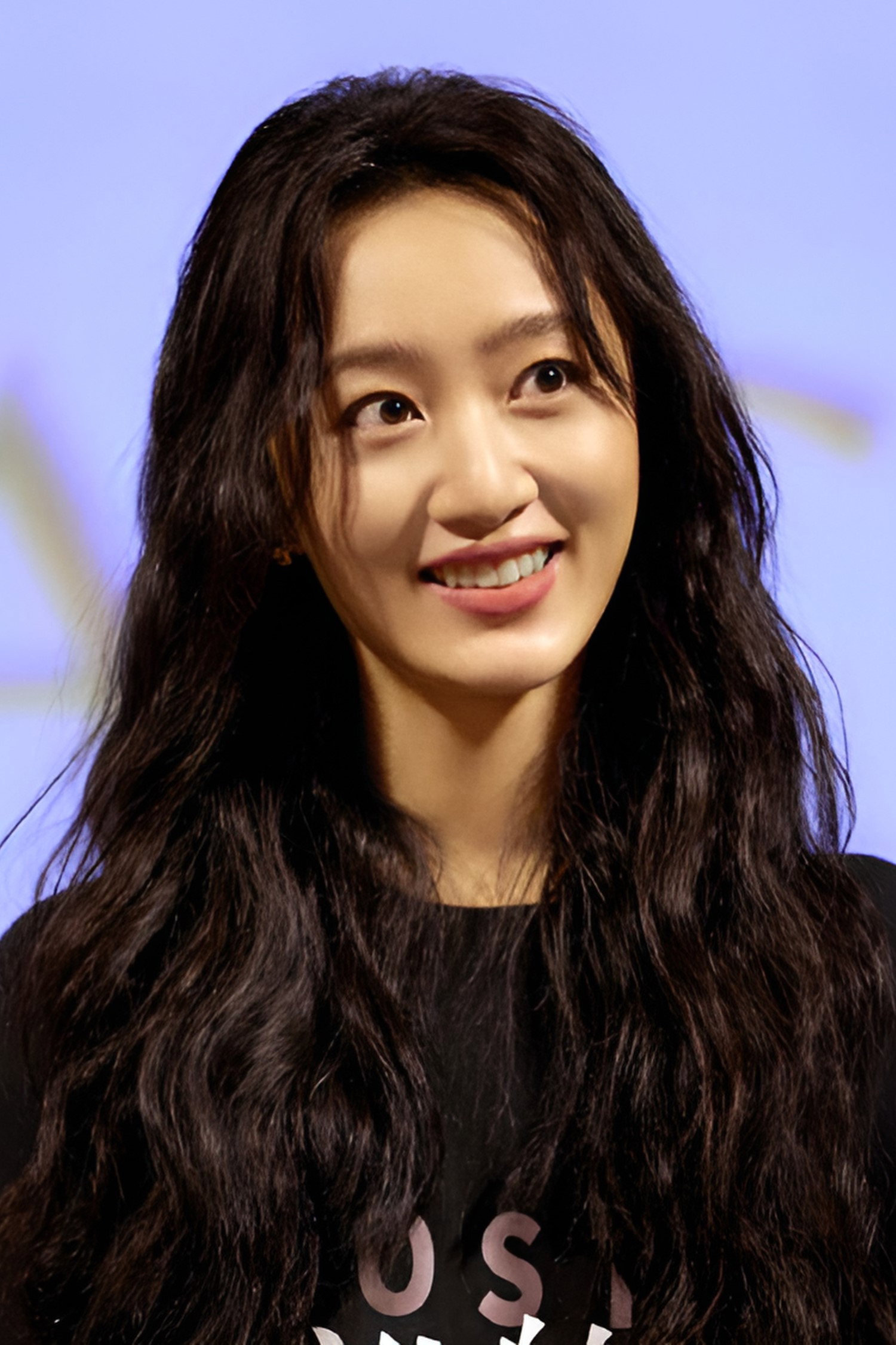 黄子琪 as Reporter in Atlantic Rhapsody