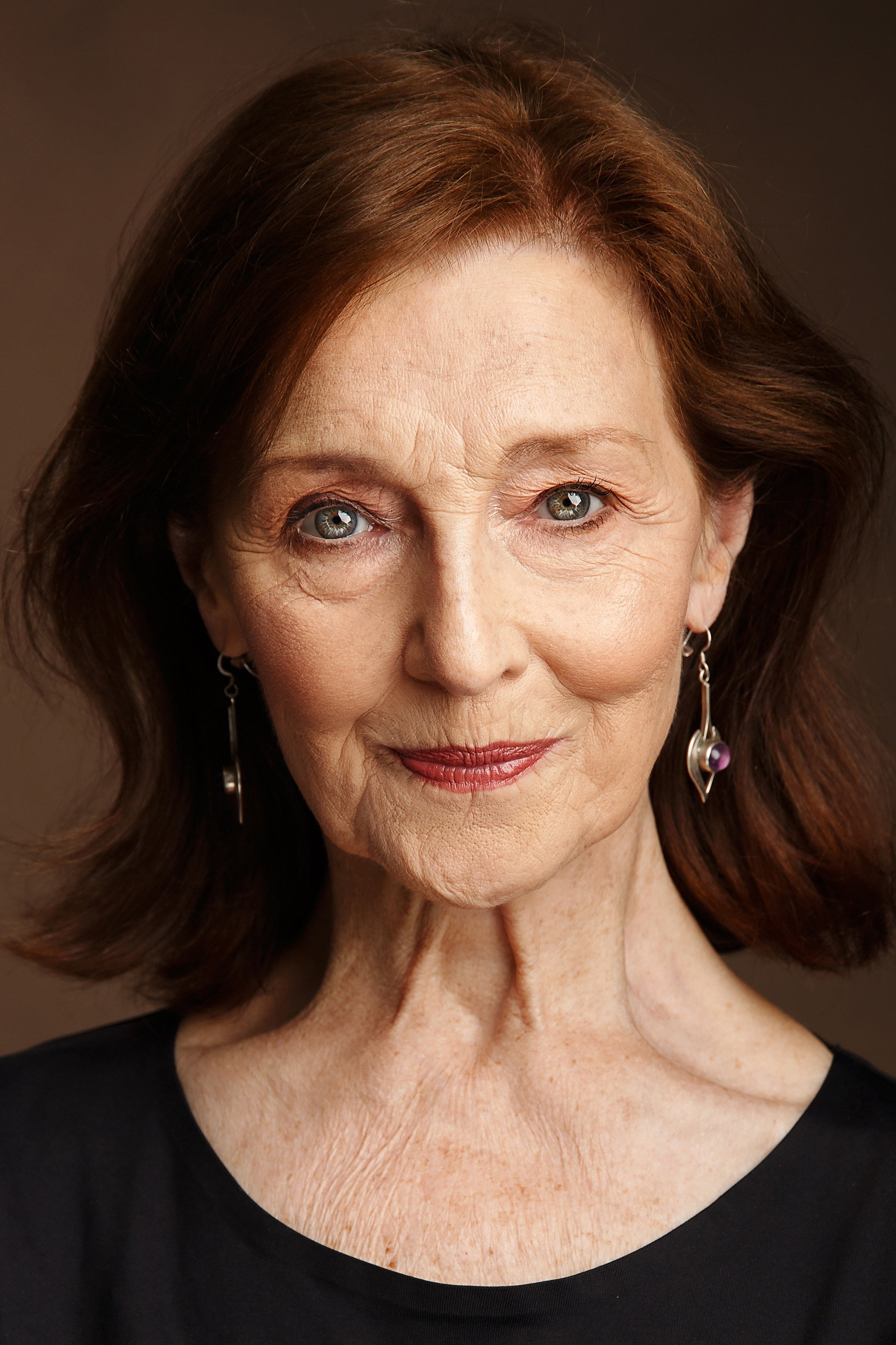 Stella McCusker as Sarah Conlon in Dear Sarah
