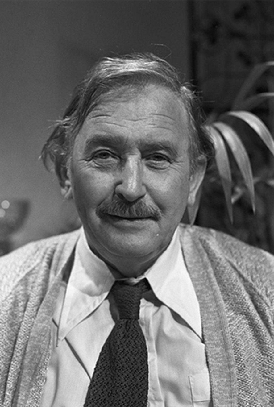 Piet Hendriks as Jan Knars in Rust Roest