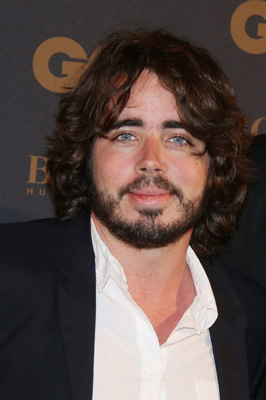 Éric Metzger as Éric in Bad Buzz