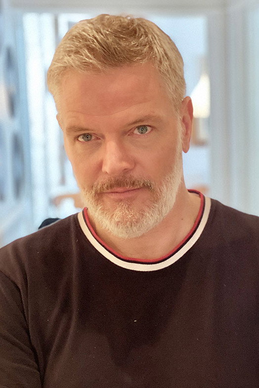 Sébastien Joannette as L'Homme au rasoir in Zigrail