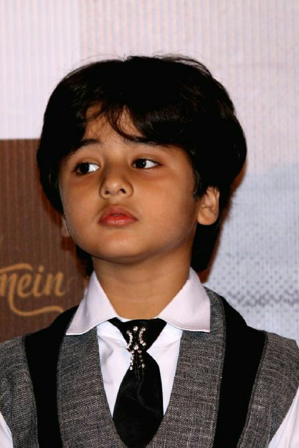 Jason D'Souza as Yohan Malhotra in Mind the Malhotras