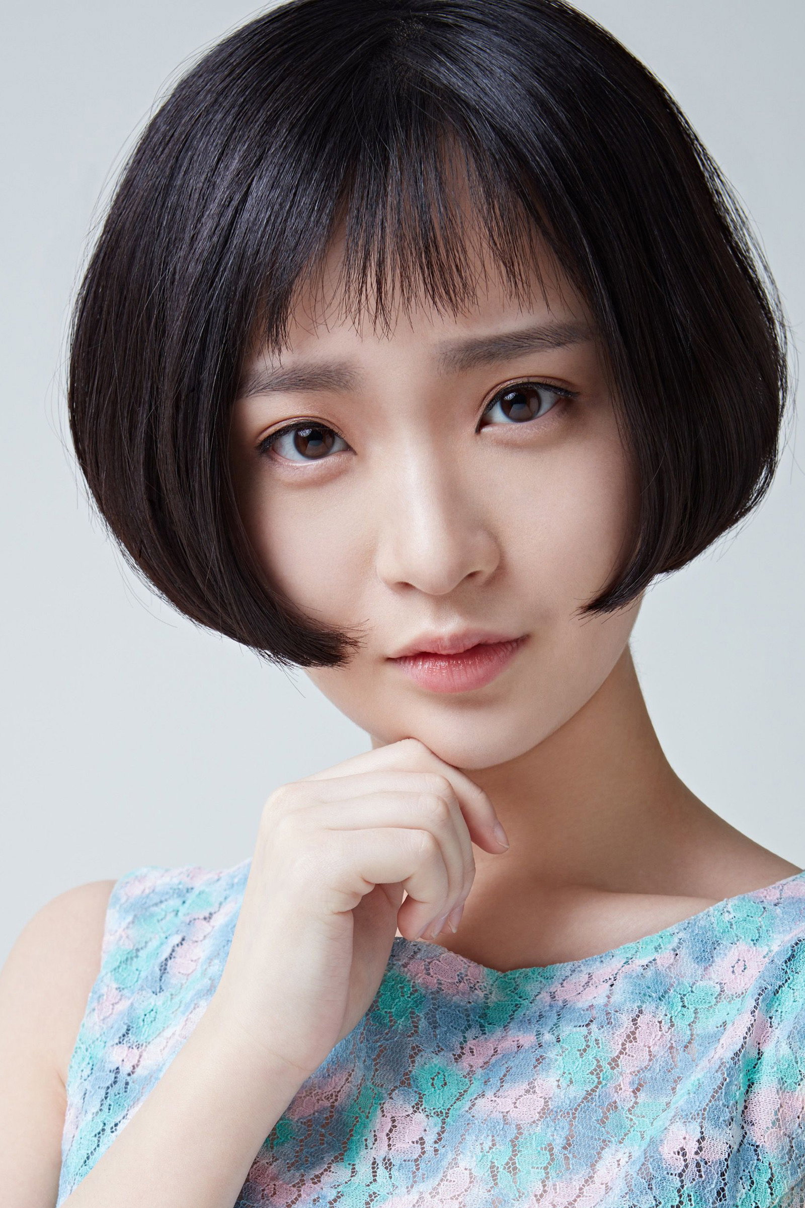 Shi Ce as Zhou Qi in Frozen Surface