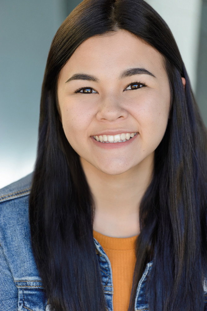 Sarah Kambe Holland as Cassie in Blood Orange