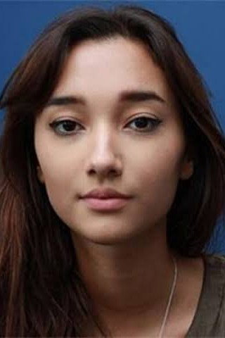 Carissa Perusset as Anya in Cinta Tak Pernah Tepat Waktu