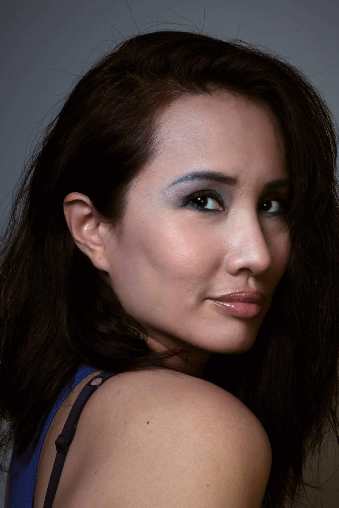 Iman Corinne Adrienne as Xandra in Salon