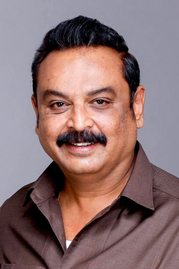 Naresh as Uma Maheswara Rao "Uma" in Samajavaragamana